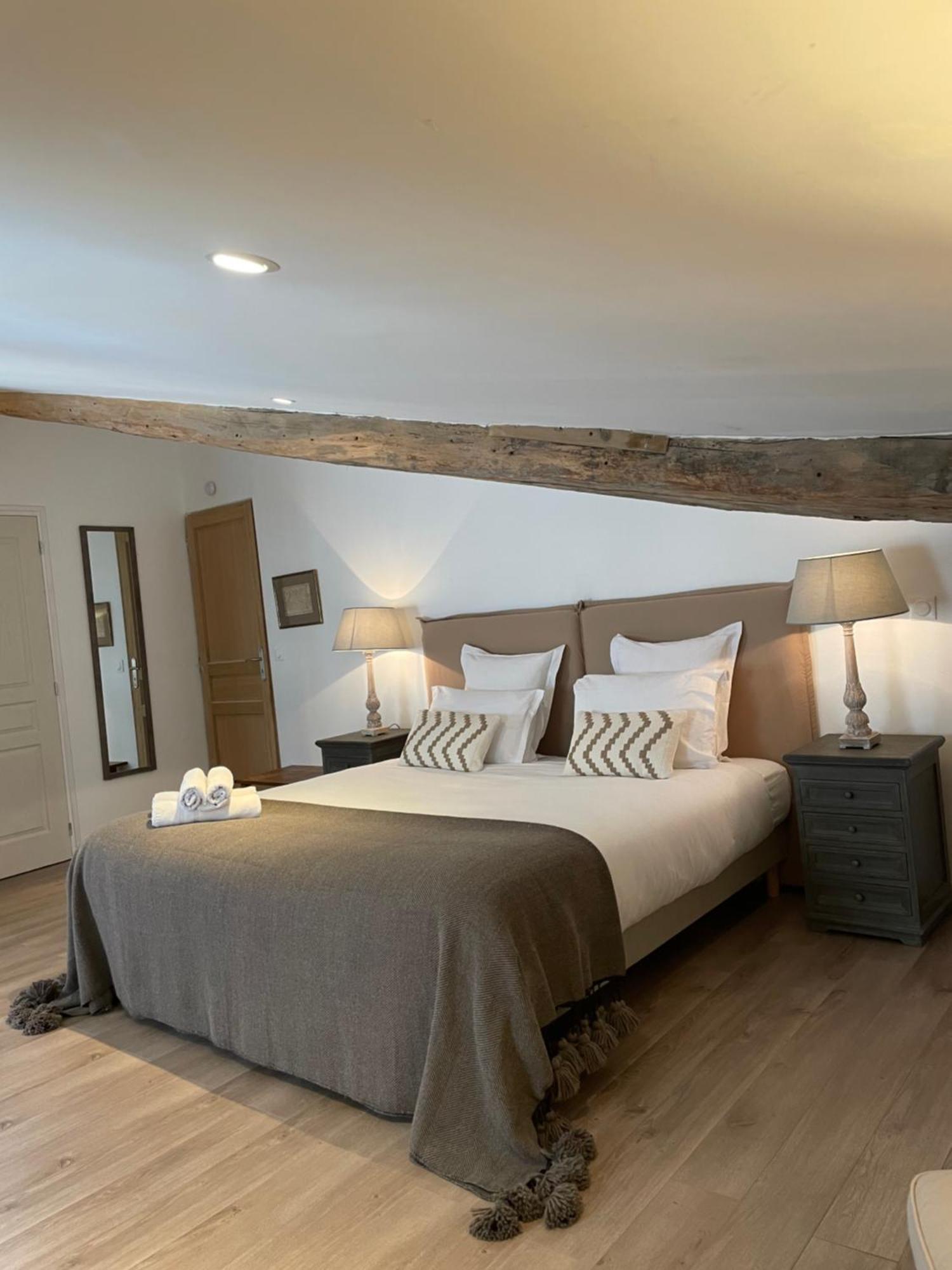 La Maison Du Clocher Guest house